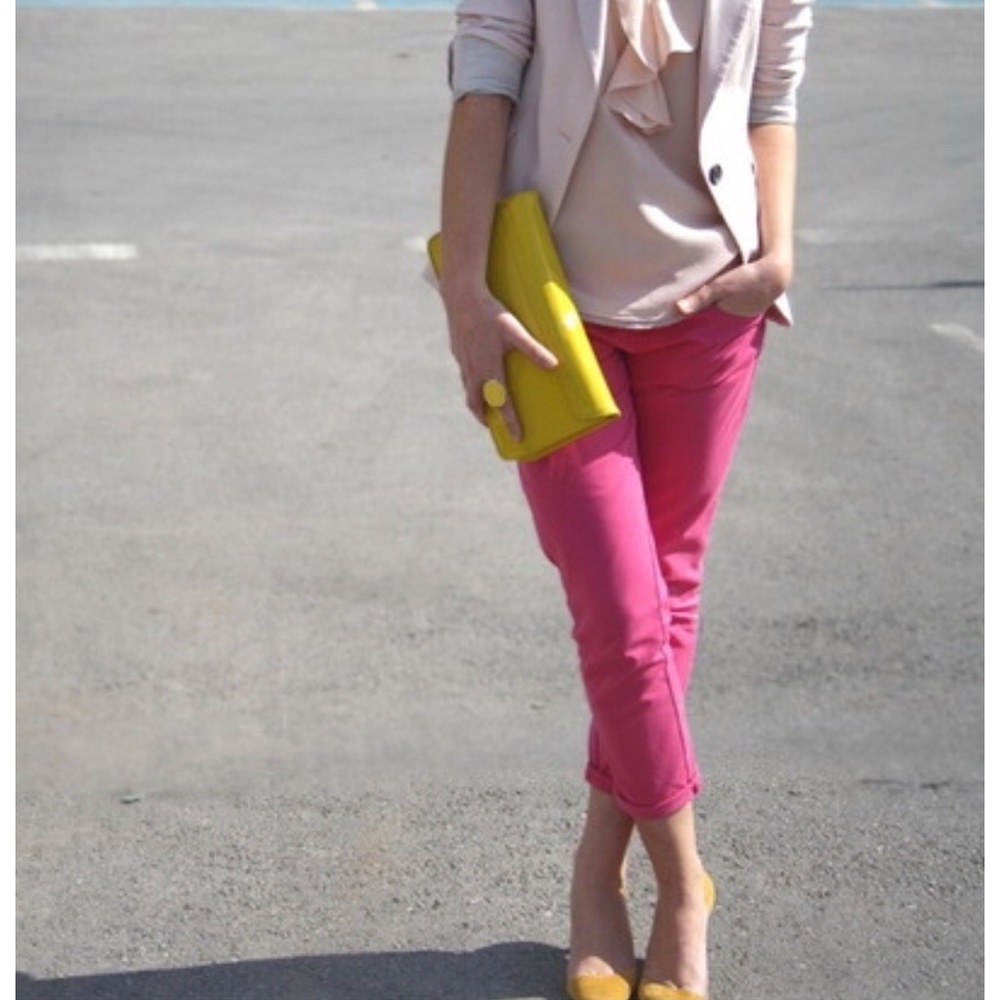 Vineyard vines pink jeans